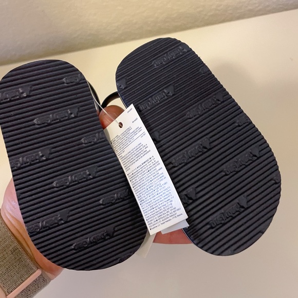 Baby Gap Baby Sandals size 6-12 months - Picture 4 of 4